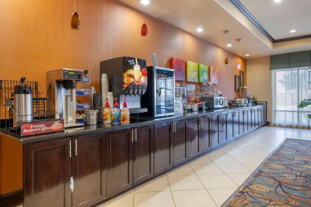 Best Western Plus Midland Suites